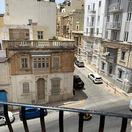 Bright And Portable Studio In Sliema * Gzira