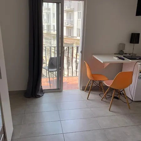 Bright And Portable Studio In Sliema Apartament